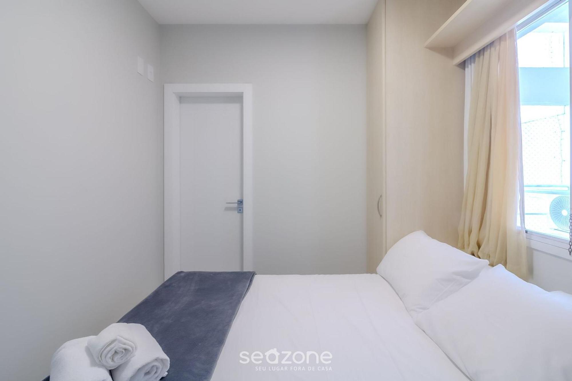 Apartamento Amplo Apto Com Excelente Vista Mar Etl2702 *
